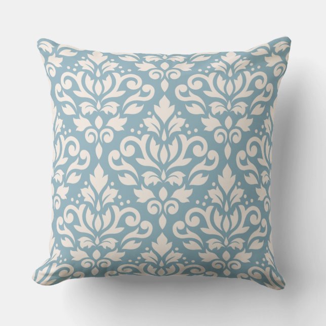 Scroll Damask Pattern Cream op Blauw Kussen (Voorkant)