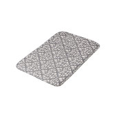 Scroll Damask Pattern Cream op Grijs Badmat (Gekanteld)
