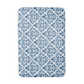 Scroll Damask Ptn DK Blauw op Wit Badmat (Voorkant Verticaal)