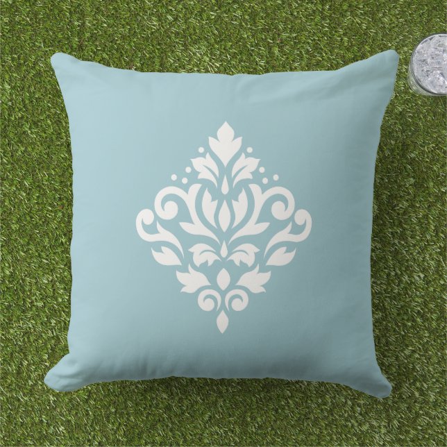 Scroll Damask Wit op Blauw Buitenkussen (Gras)