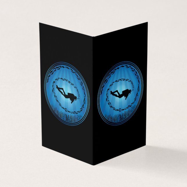 Scuba Diver omringd Kaart (Buitenkant)