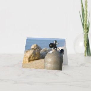 Scuba-duiktank op strand kaart