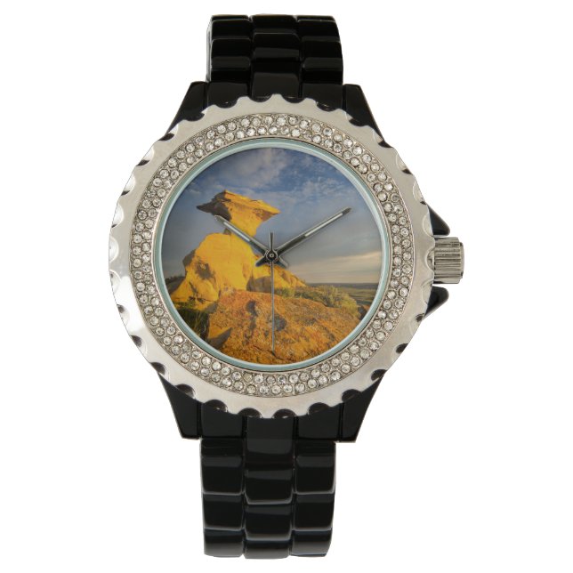 Sculpted Badlands In Short Grass Horloge (Voorkant)