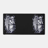 Sculptuur van een wenende engel - met spatten 1 bureaumat (Voorkant)