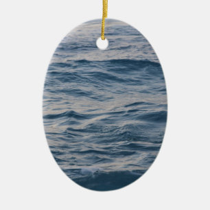 Sea water closeuds keramisch ornament