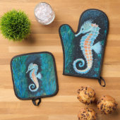 Seahorse oven mitt and potholder set (Top down)