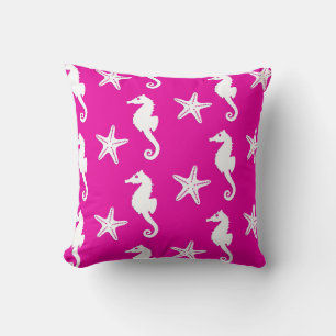 Seahorse & starfish - white on fuchsia roze kussen