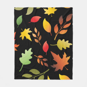 Seamless pattern with fallen autumn leaves and col fleece deken