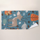 Seamless pattern with forest animals on blue backg (Serviette de bain)