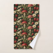 Seamless Pattern with Red Fly Agaric and Flowers (Serviette à main)