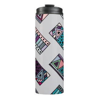 Seamless vintage pattern. geometrical background w thermosbeker