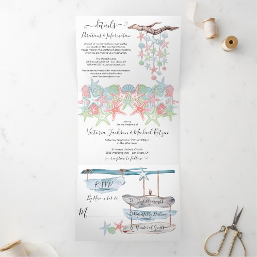 Seashell Beach bruiloft drievoudige uitnodiging (Binnen)