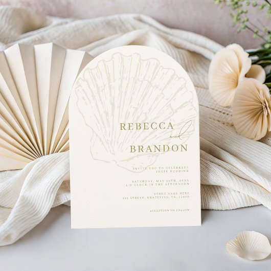 Seashell Beach Coastal Ivory & Gold Arch Wedding Kaart