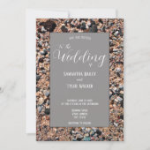 Seashore Coral Sand & Shells, Modern Beach Wedding Kaart (Voorkant)