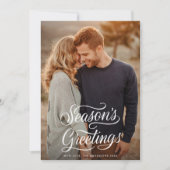 Season's Groeten Elegant Script Kerstfoto Feestdagenkaart (Voorkant)