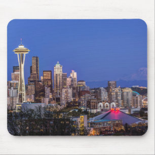 Seattle, Downtown en Mt. Rainier in de schemering Muismat
