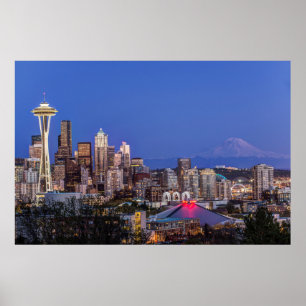 Seattle, Downtown en Mt. Rainier in de schemering Poster