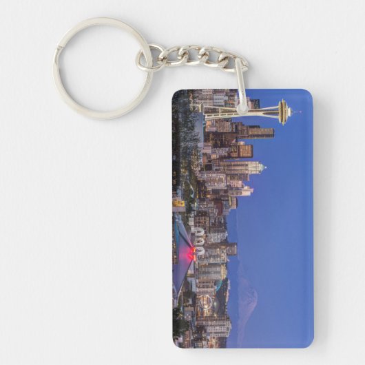 Seattle, Downtown en Mt. Rainier in de schemering Sleutelhanger (Voorkant)