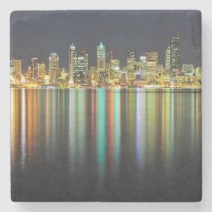 Seattle skyline 's nachts met reflectie stenen onderzetter