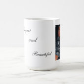 Sembler la bonne tasse d'Afro-américain (Centre)