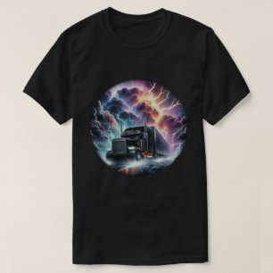 Semi Truck In Een Levendig Lightning Storm T-shirt