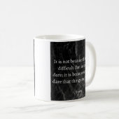 Seneca Stoic Citation Mug (Devant droit)