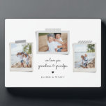 Sentiments joyeux Snapshot Photo Plaque<br><div class="desc">Plaque photo photographique de sentiments gais. Caractéristiques,  3 photos encadrées avec accents de ruban lavi style scrapbook,  deux lignes de texte modèles pour votre message et des noms avec détail coeur en noir sur blanc arrière - plan couleur.</div>