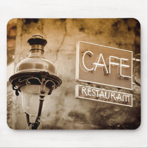 Sepia cafe sign, Parijs, Frankrijk Muismat