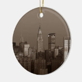 Sepia New York City Skyline Keramisch Ornament (Links)