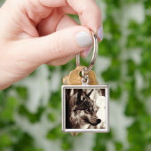 Sepia Wolf en Moon Sleutelhanger (Hand)