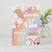 Sept est une vibe 7e anniversaire invitation (Debout devant)