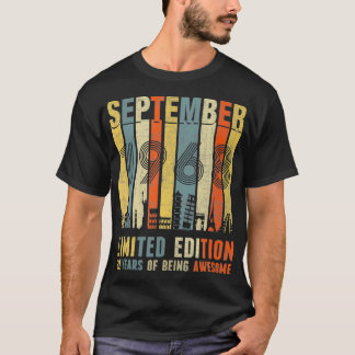 September 1968 Funny 52nd Birthday Gift T-shirt