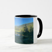 Serene Alaska Lake et Forest Mug (Devant droit)