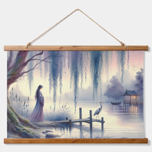 Serene Fantasy Lake met Willow en Heron Hangend Wandkleed (Voorkant)