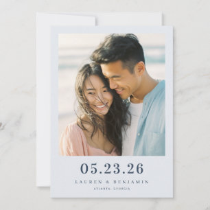 Serene Pastel Romantische Foto Save The Date