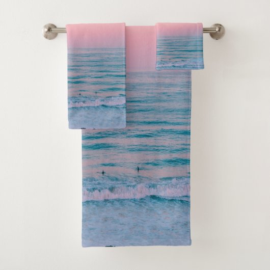 Serene Sunset | Plage Abstraite Blue Pink Pastel (En situation)