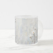 Serene Winter Blossoms Abstract Mug (Devant droit)