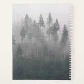 Serenity Prayer Misty Forest Foto Planner (Achterkant)