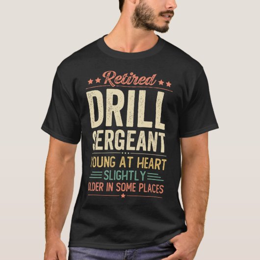 Sergeant Drill in ruste T-shirt (Voorkant)
