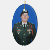 Sergent. En ornement uniforme (Gauche)