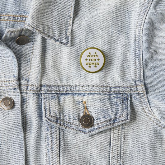 series of 8 collectable suffrage button (In situ)