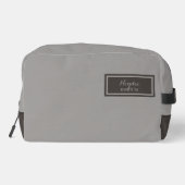 Serious Classic Minimal Simple Grey Toilettasje (Achterkant)