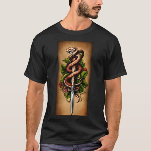 Serpent enveloppé autour d'un T-shirt dagger (Devant)