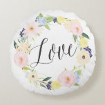 Serre florale Pastel Spring | Love Round Coussin<br><div class="desc">Coussin Whimsical avec des fleurs pastel aquarelle et calligraphie moderne.</div>