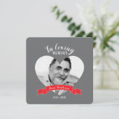 Service commémoratif photo ruban rouge invitations (Debout devant)