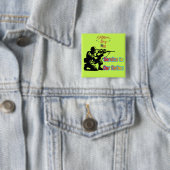 Service To Nation light green Vierkante Button 5,1 Cm (In situ)