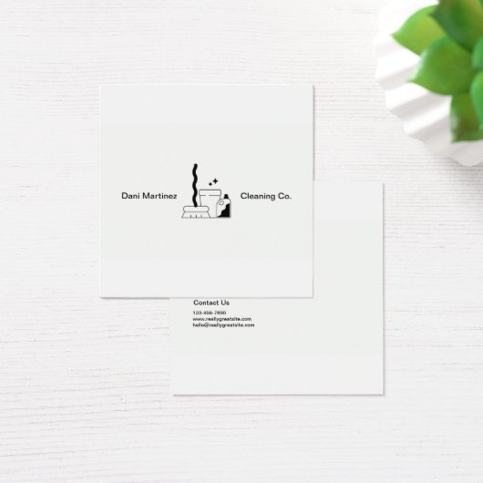 Services de nettoyage simple en texte blanc et noi (Bureau)