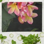 Serviette à main à fleurs rose et jaune (Plié)