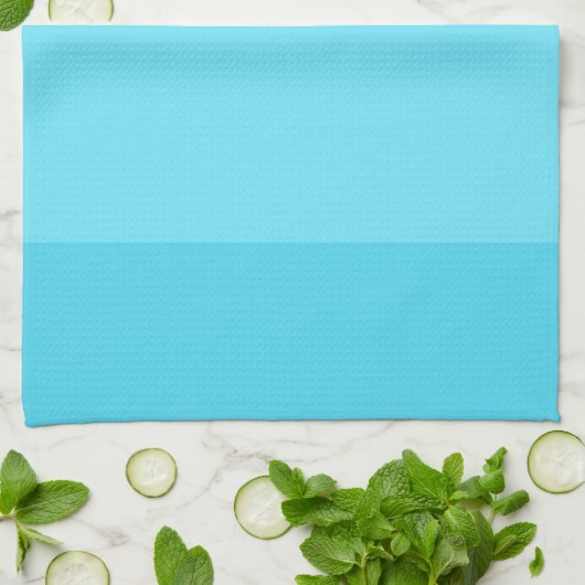 Serviette à main rayée bleue – Accent de décoratio (Plié)