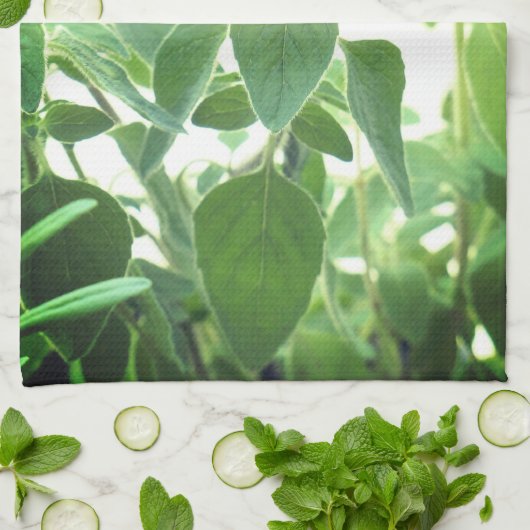 Serviette à main verte et blanche en herbe d'Orega (Plié)